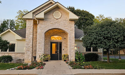 Elements Salon Suites