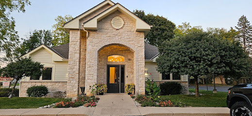 Elements Salon Suites