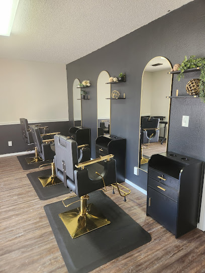 The Glam Lounge