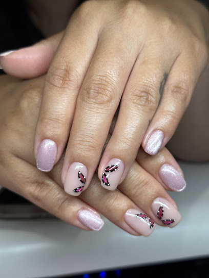 Azure’s Nail & Lash Studio