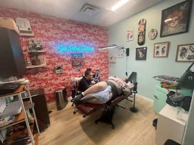 Phenix Salon Suites of Tarzana