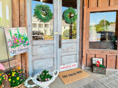 primrose Salon and Antiques
