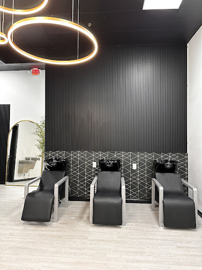 Estilo Salon Suites
