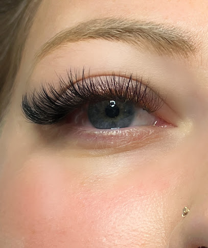 Crème De Lash | Eyelash Extensions Clearwater