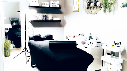 Glow Beauty Room by Val