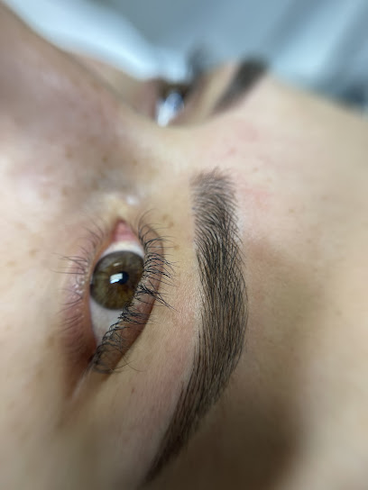 Illumine Aesthetic & Beauty Studio – Eyebrows, Lips, PMU, lashes, Anti-aging Treatments, Scalp, Facials
