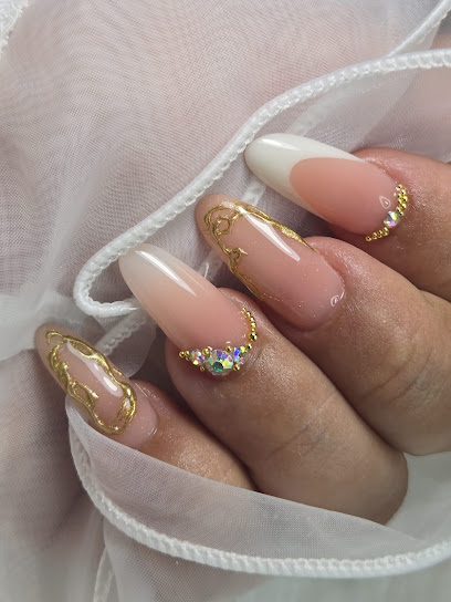 Lashes, nails, hair Tampa