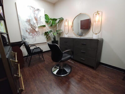 Taylor and Co. Salon Suwanee