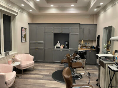 B Blonde Salon