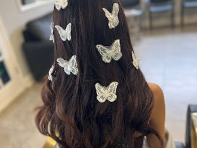 Reyna’s Beauty & Hair Salon
