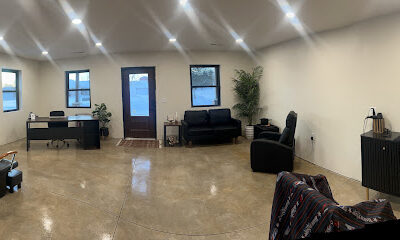 Hott Headz Salon & Spa