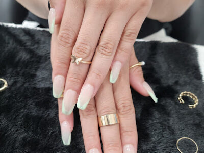 Adelaxis Pedicure