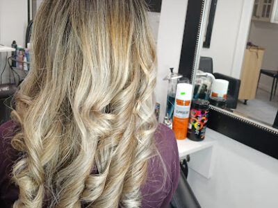 Karol’s Hairstylist