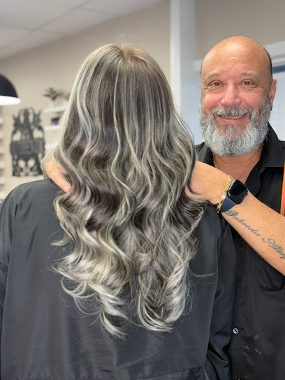 AUTHENTIC BEAUTY HAIR SALON – Mário de Paula e Tatiane de Paula