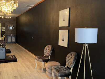 Pretty Obsessed Beauty Bar