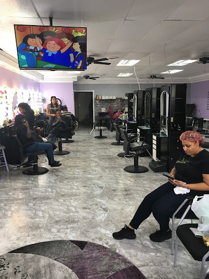 Salon 17 Beauty Bar