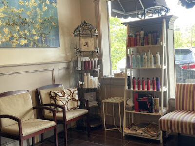 Salon Lily