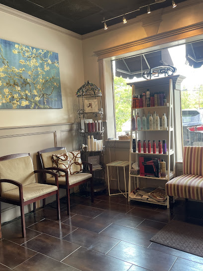 Salon Lily