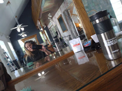 Holy Snip Soby Salon. Carlyn