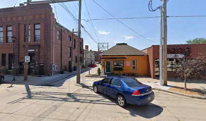 Salon Eleven.27