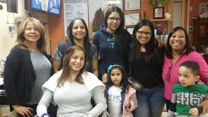 Maya beauty salon