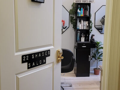 22 shades salon