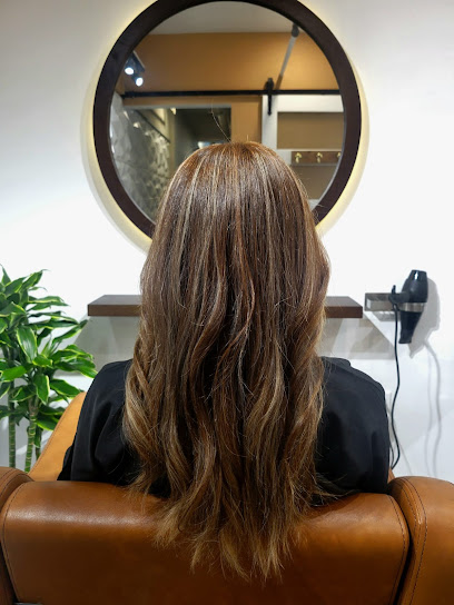 Yirle’s salon