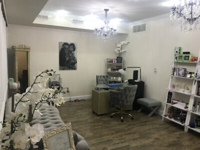 Beauty Lounge & Brow Bar