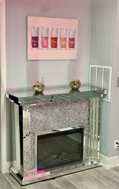 Glitter Lash Boutique LLC