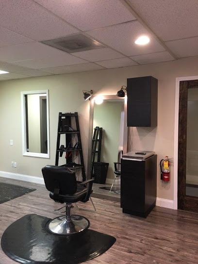 Danton Salon