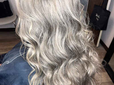 Dee’s Beauty Lounge