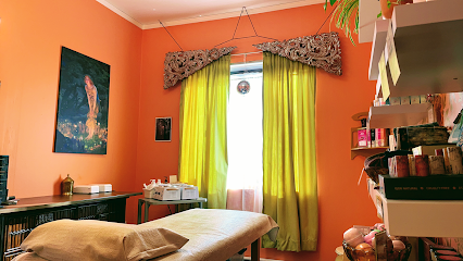 Looking Glass Esthetics