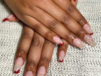 Nails by Stephanie Pediet