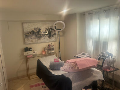 The Queendom Nail & Spa Palace