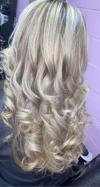Mandi’s Salon and Spa