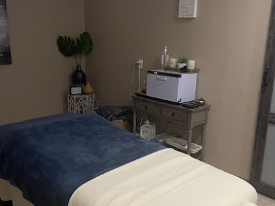 Massage Essence Day Spa