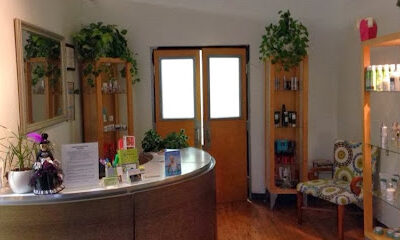 Yaax Salon