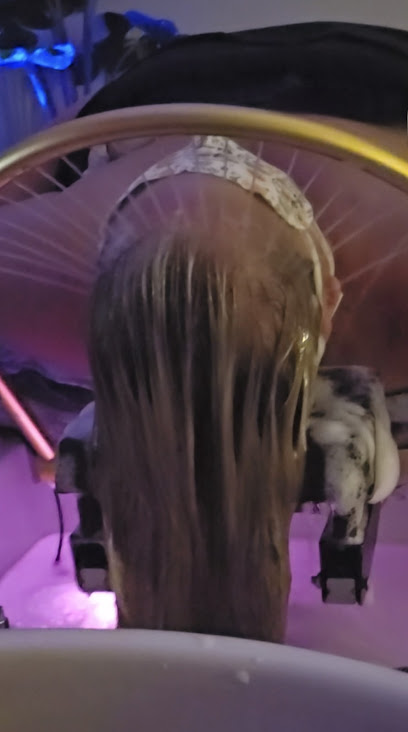 Kristine’s Lash Boutique and the best head spa salon