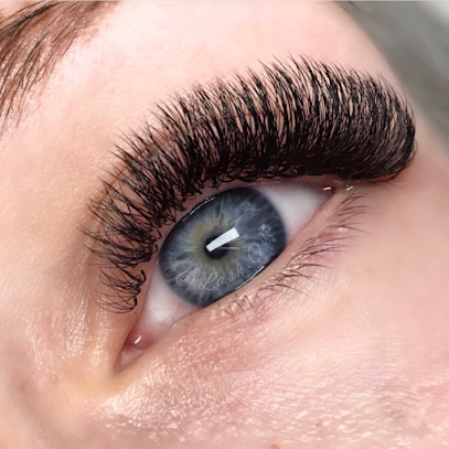 Brandi Jensen – Stylist/Lash Artist, The Fringe